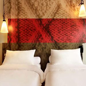 Aanpalende Kamer